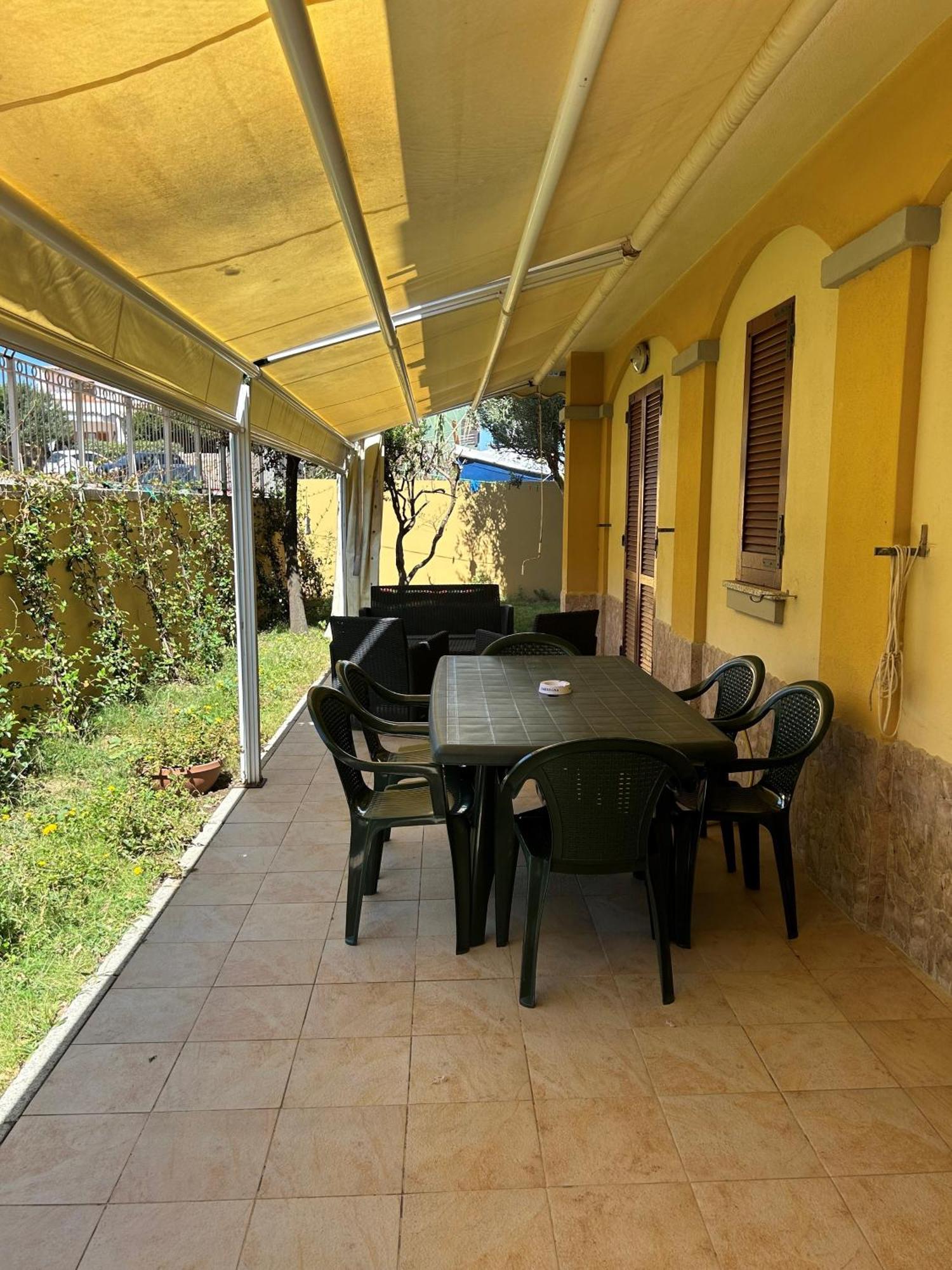 La Casa Azzurra Apartment La Maddalena  Exterior photo